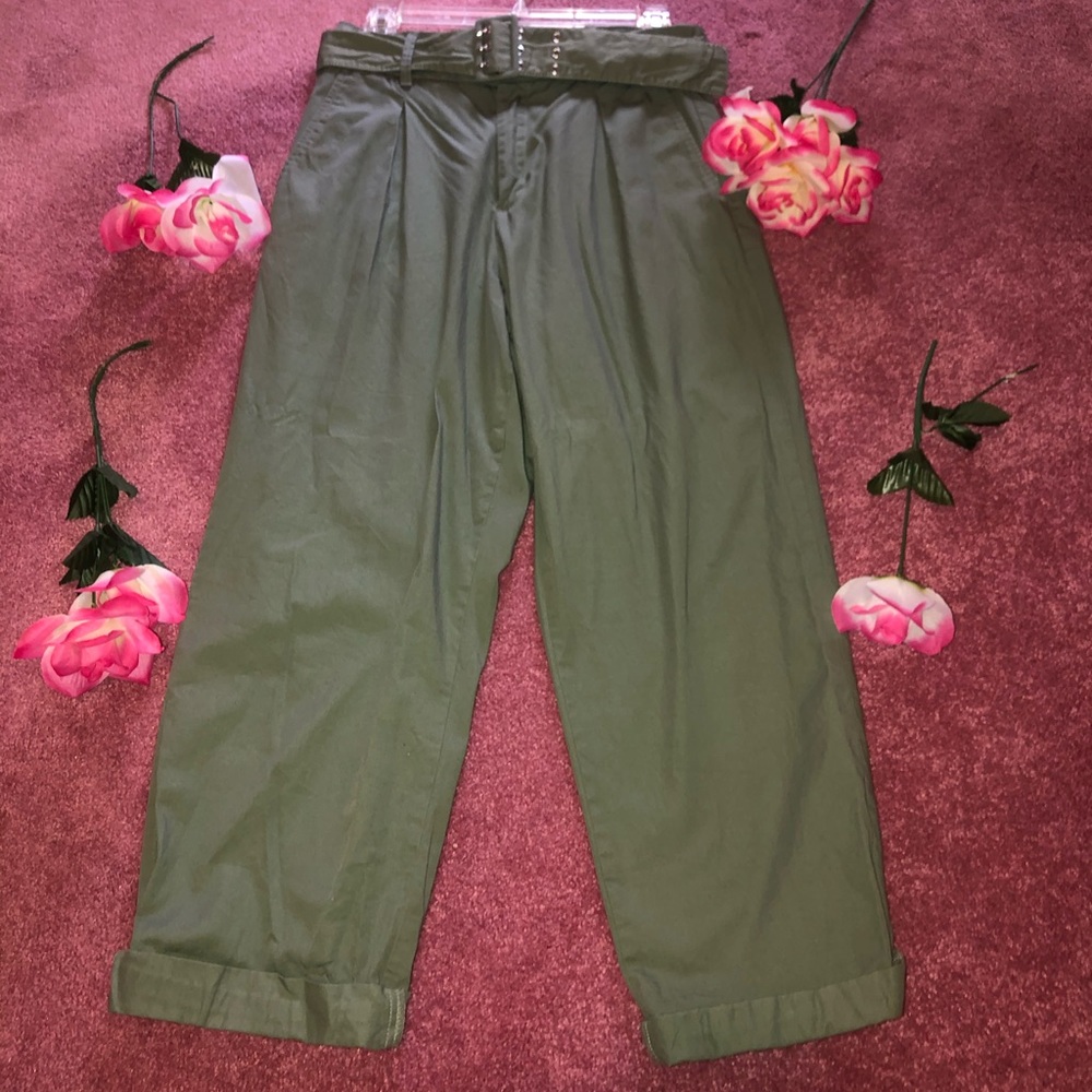 Cute highwaisted flare pants!